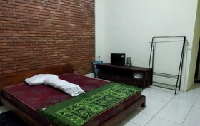 Borobudur Kampung Homestay - Karsidi