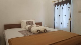 Genthong Homestay
