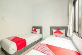 Sans Hotel Widarasari Cirebon