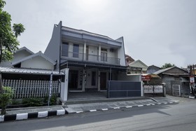 Zleepy Ks Tubun by OYO Rooms