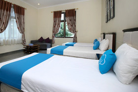 D'Bless Hotel by Airy