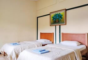 Hotel Grand Astoeti