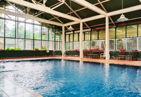 Hotel Grand Astoeti