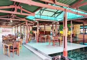 Hotel Grand Astoeti