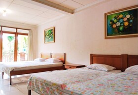 Hotel Grand Astoeti