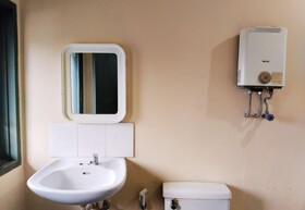 Hotel Grand Astoeti