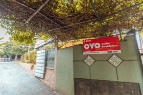 Dolfie Residence by OYO Rooms