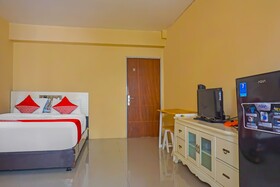 Nadjla Property Cibubur Village by OYO