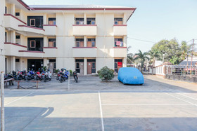 Wisma Anton Soedjarwo by OYO Rooms