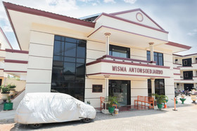 Wisma Anton Soedjarwo by OYO Rooms