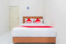 Wisma Anton Soedjarwo by OYO Rooms