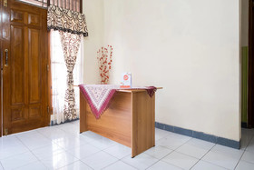 Abel Homestay Syariah by OYO Rooms