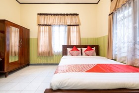Abel Homestay Syariah by OYO Rooms