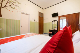 Abel Homestay Syariah by OYO Rooms