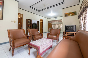 Abel Homestay Syariah by OYO Rooms