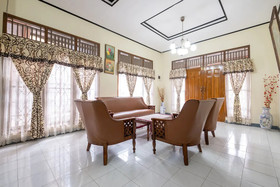 Abel Homestay Syariah by OYO Rooms