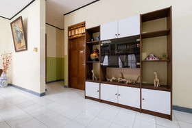 Abel Homestay Syariah by OYO Rooms