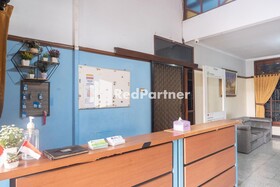 Athaya Guesthouse Syariah by OYO Rooms