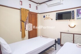 Athaya Guesthouse Syariah by OYO Rooms