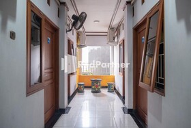 Athaya Guesthouse Syariah by OYO Rooms