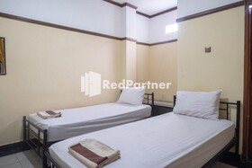 Athaya Guesthouse Syariah by OYO Rooms