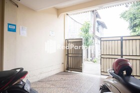 Athaya Guesthouse Syariah by OYO Rooms