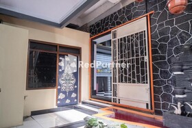 Athaya Guesthouse Syariah by OYO Rooms