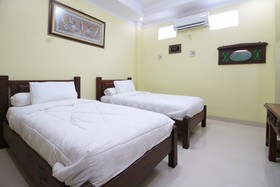 Canting Prodo Traditional Hotel