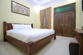 Canting Prodo Traditional Hotel