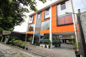 Guesthouse Alfita by RedDoorz