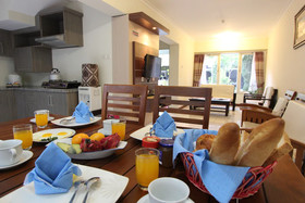 Helena Guesthouse