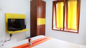 Homestay Jogja Dekat Ambarukmo By Simply Homy