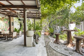 Kedai Kamboja by RedDoorz