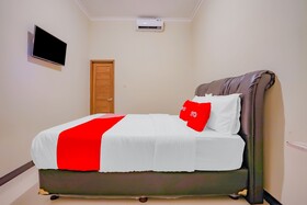 Kenari House Syariah by OYO Rooms