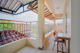 Kenari House Syariah by OYO Rooms
