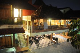 Roemah Balewaringin