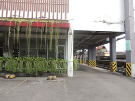 V Apartment