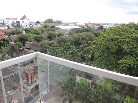 V Apartment