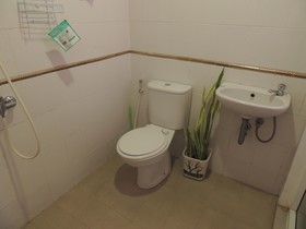 V Apartment