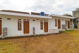 Homestay BlackPink Merah Jambu by OYO