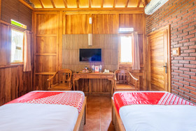 Joglo Garut Cottage by OYO Rooms