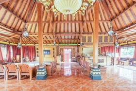 Joglo Garut Cottage by OYO Rooms