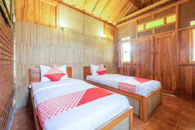 Joglo Garut Cottage by OYO Rooms