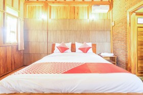 Joglo Garut Cottage by OYO Rooms