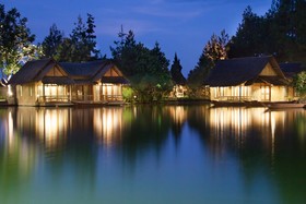 Kampung Sampireun Resort & Spa