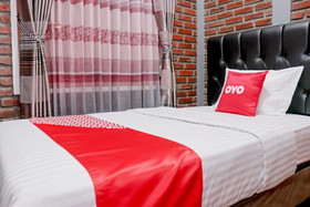 Mustika Villa by OYO Rooms