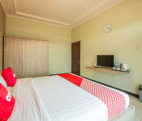 Villa Aleyra by OYO Rooms