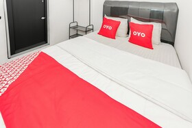 Capital O 93261 Fresh Hotel Near Stasiun Jakarta Kota