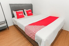 Capital O 93261 Fresh Hotel Near Stasiun Jakarta Kota