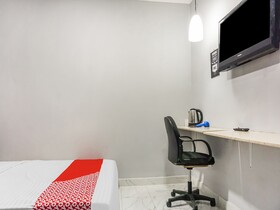 Collection O 91131 New V1 Hotel Near Stasiun Mangga Besar